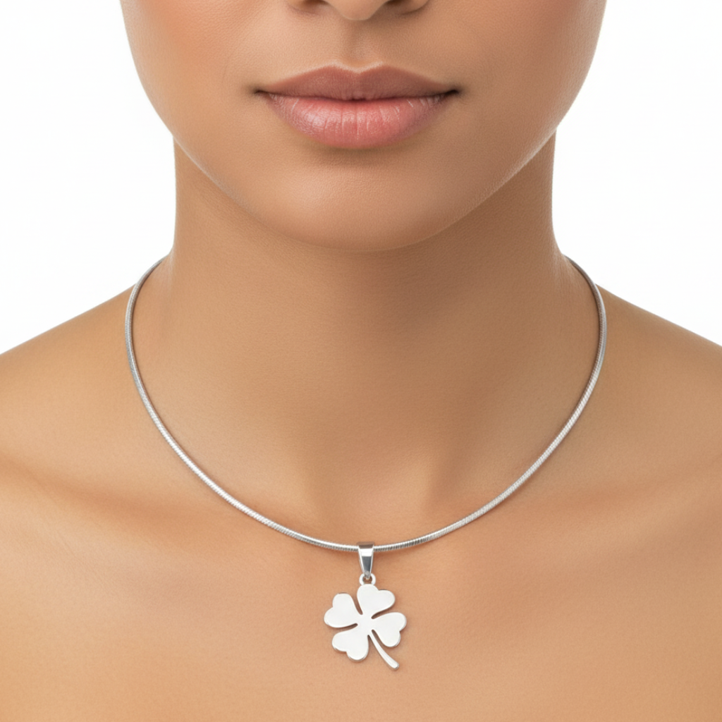 Collar Trébol Plata - Modelo