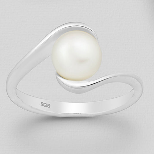 Natural Freshwater Pearl Ring. image 0