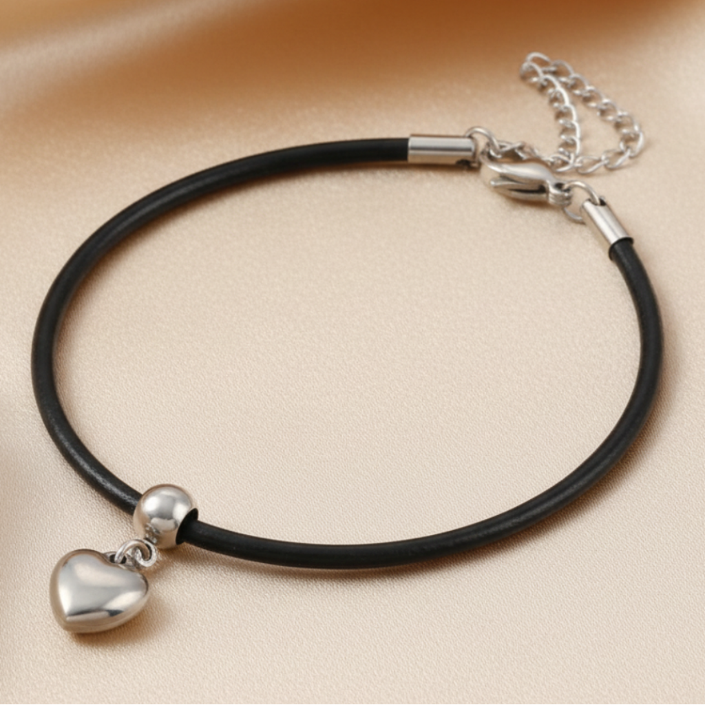 Black Leather Heart Bracelet – Champagne Satin