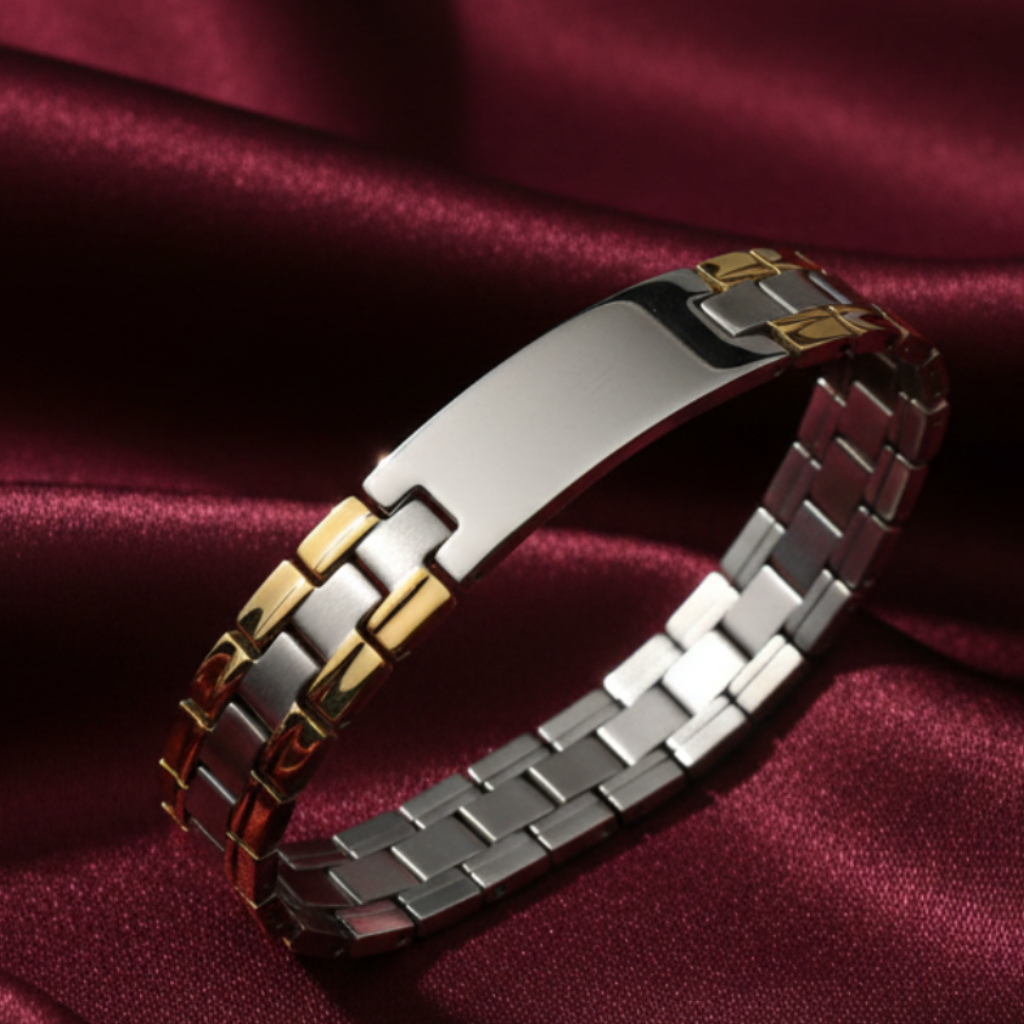 Brazalete sobre satín borgoña