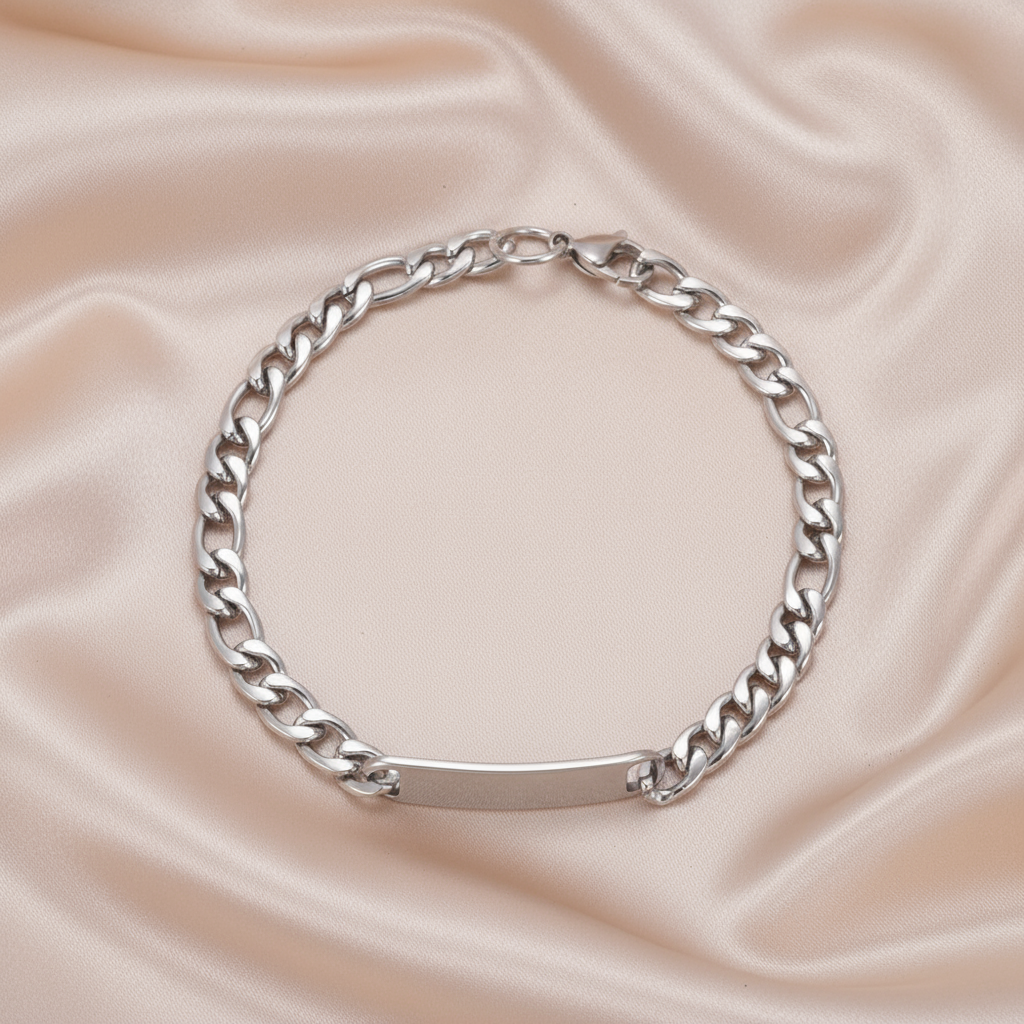 Complete Figaro Bracelet on Satin - Correct Pattern